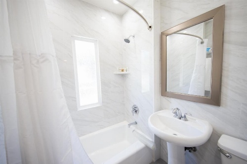 Wilshire Crest Hotel Los Angeles image 6